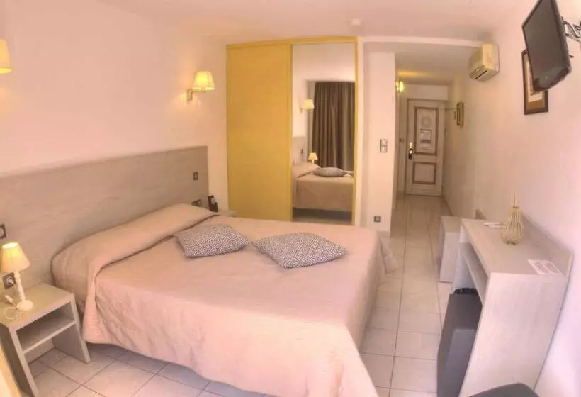 ホテル Hôtel Le Romantique