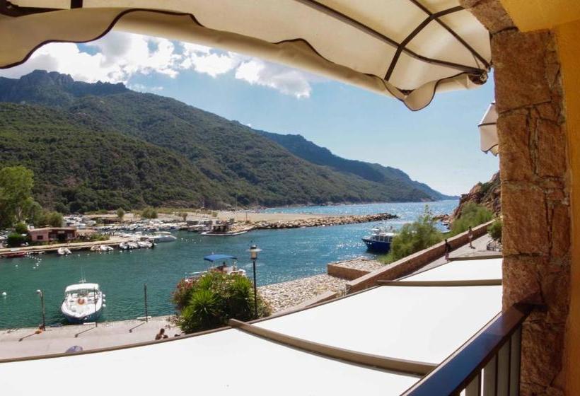 ホテル Hôtel Le Romantique