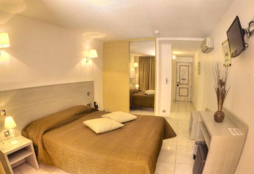 ホテル Hôtel Le Romantique