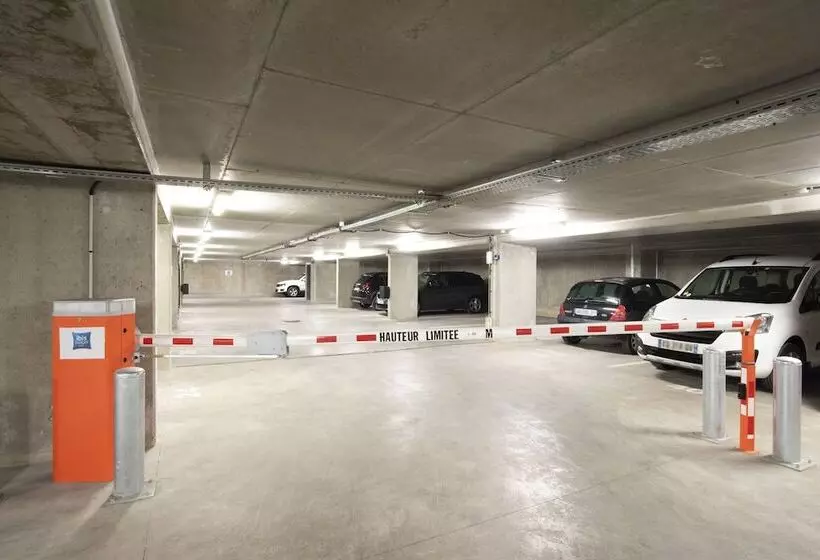 ホテル Ibis Budget Saintetienne Centre Gare Chateaucreux