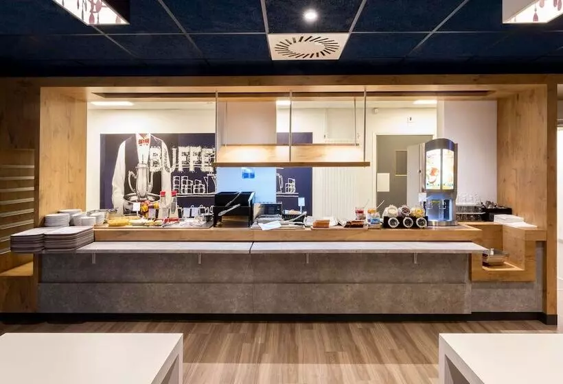 ホテル Ibis Budget Saintetienne Centre Gare Chateaucreux