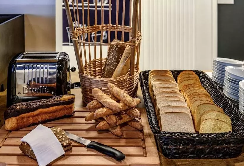 ホテル Ibis Budget Saintetienne Centre Gare Chateaucreux