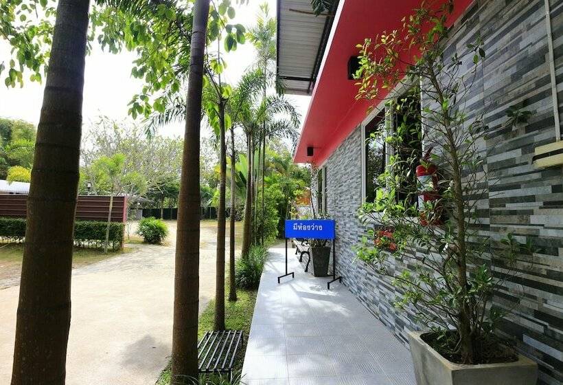 ホテル Leelawadee