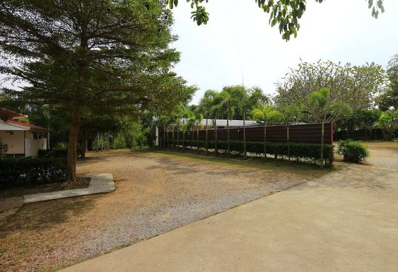 ホテル Leelawadee