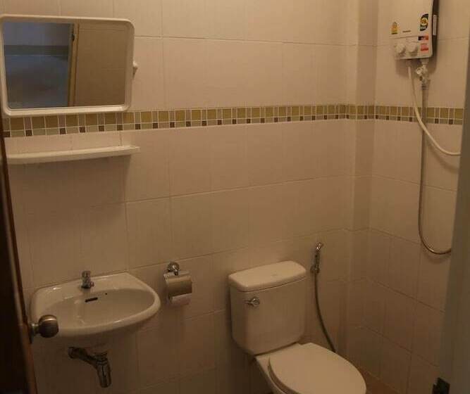 ホテル Leelawadee