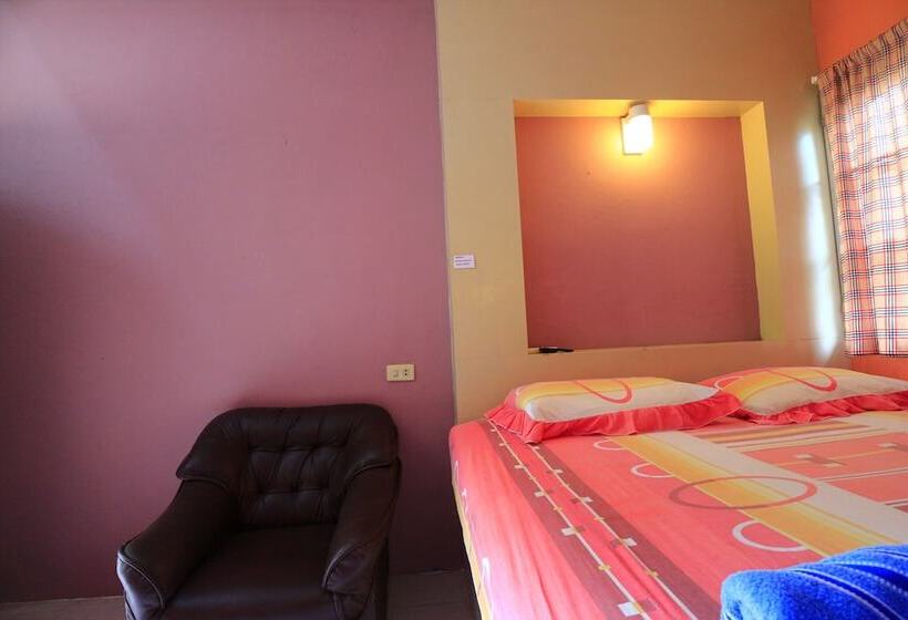 ホテル Leelawadee