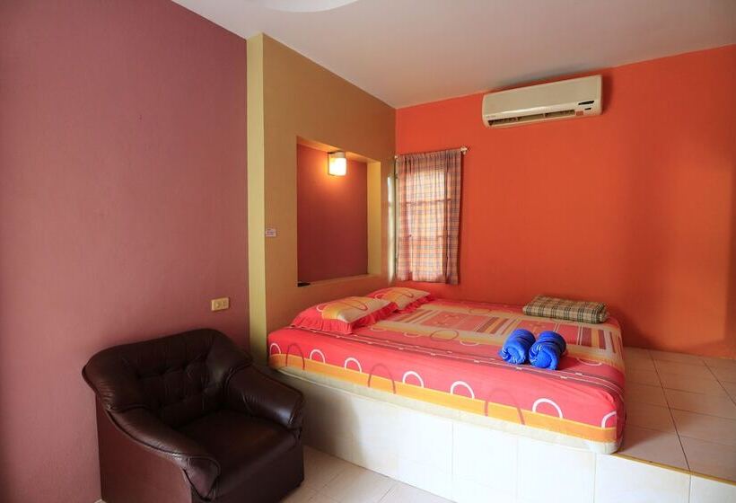 ホテル Leelawadee