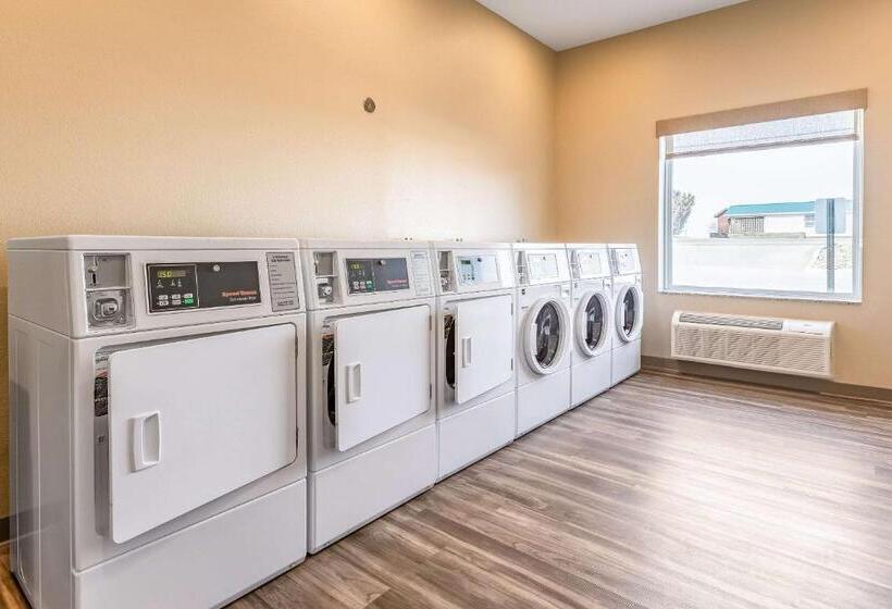 Отель Sleep Inn & Suites Mt. Hope Near Auction & Event Center