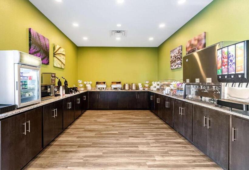 Отель Sleep Inn & Suites Mt. Hope Near Auction & Event Center