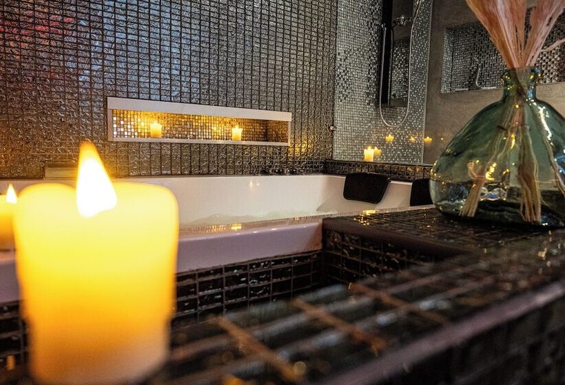 هتل Suite Romantique