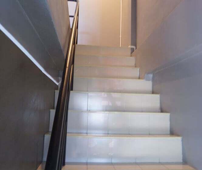 Ok Chic Phuket Hostel