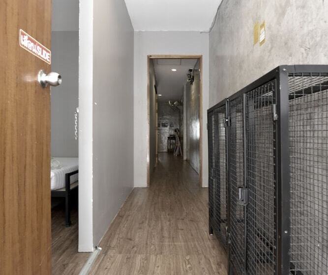 Ok Chic Phuket Hostel