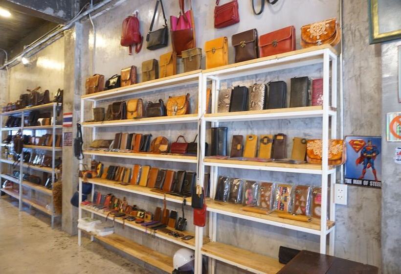 Ok Chic Phuket Hostel