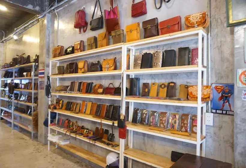 Ok Chic Phuket Hostel