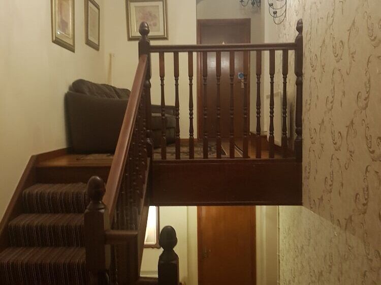 ペンション Castle Inn