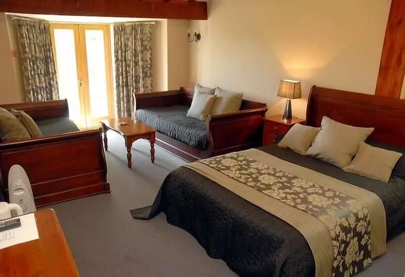 ペンション Hopbine House