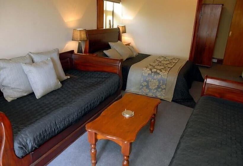 ペンション Hopbine House