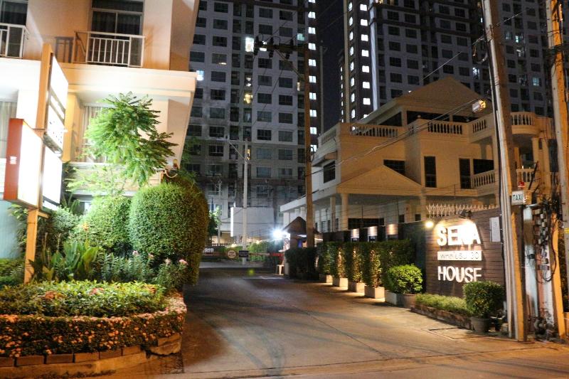 Sena House