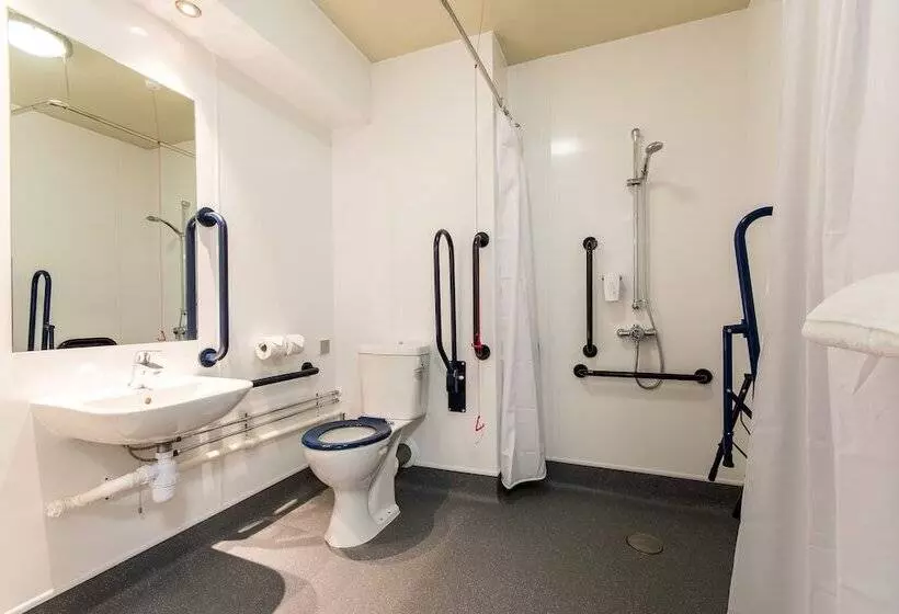 Spread Eagle, Gailey By Marston's Inns