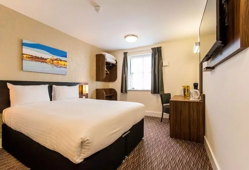 Spread Eagle, Gailey By Marston's Inns