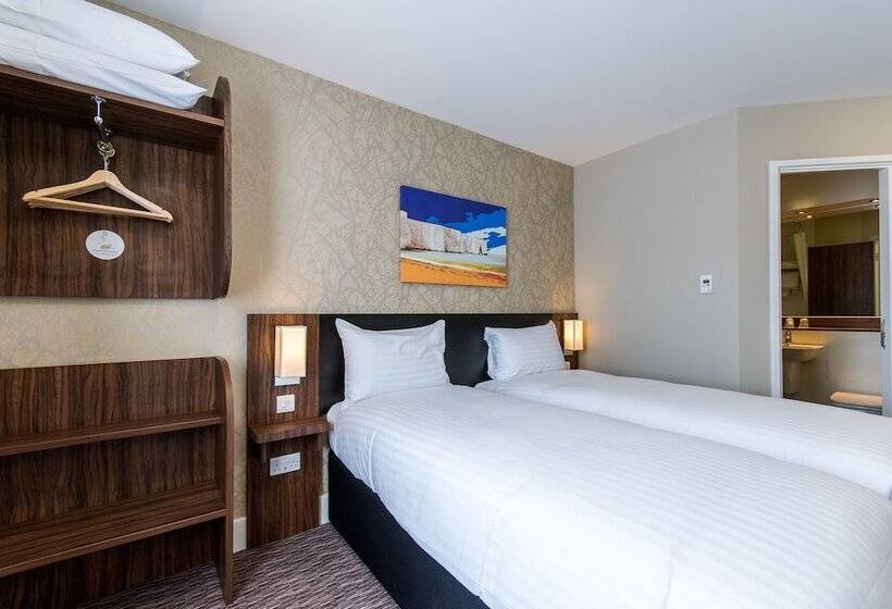 Spread Eagle, Gailey By Marston's Inns