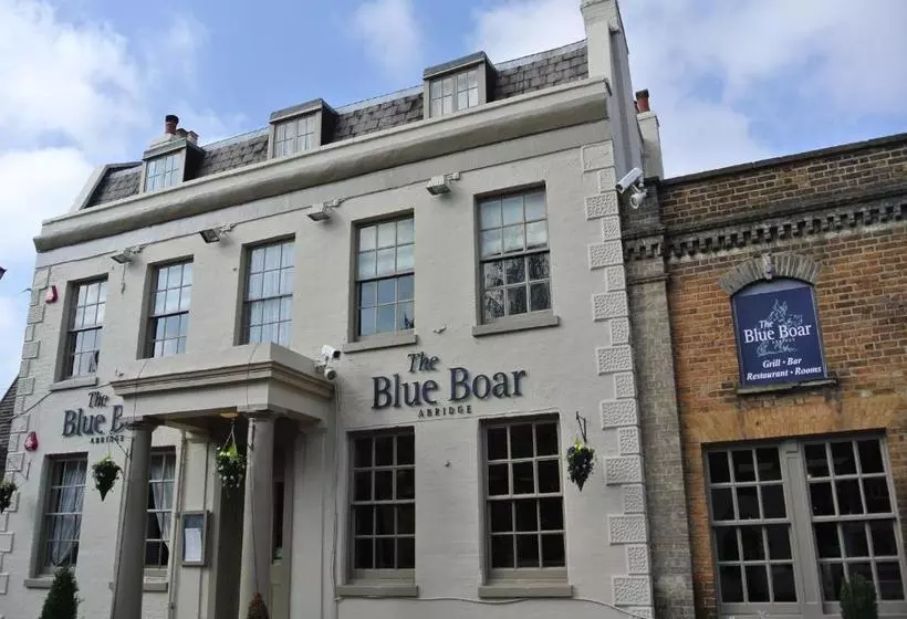 簡易ホテル The Blue Boar