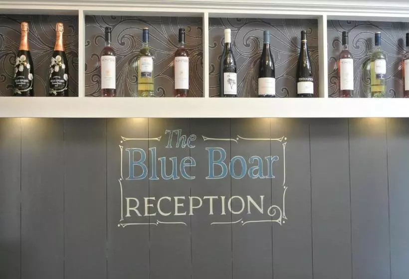 簡易ホテル The Blue Boar