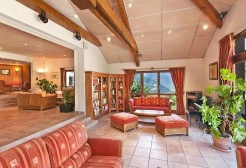 Hotelli Lou Riouclar