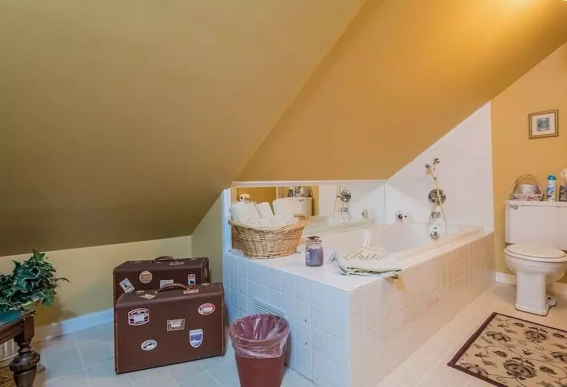 Kingsley House Bed & Breakfast