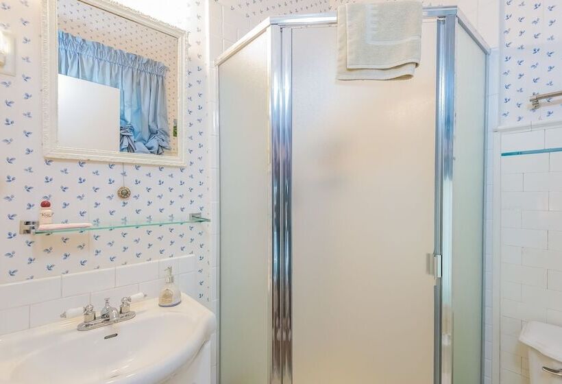 Kingsley House Bed & Breakfast