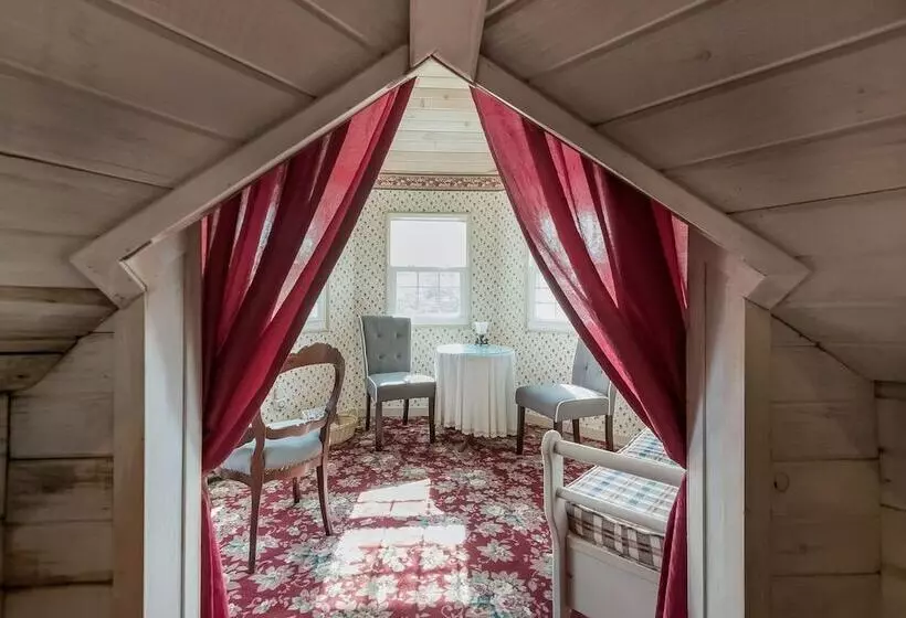 Kingsley House Bed & Breakfast