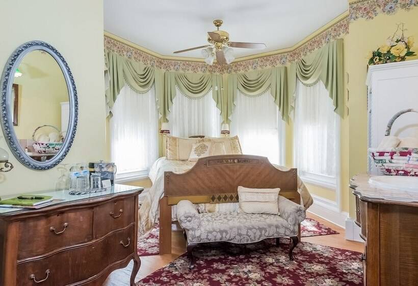 Kingsley House Bed & Breakfast