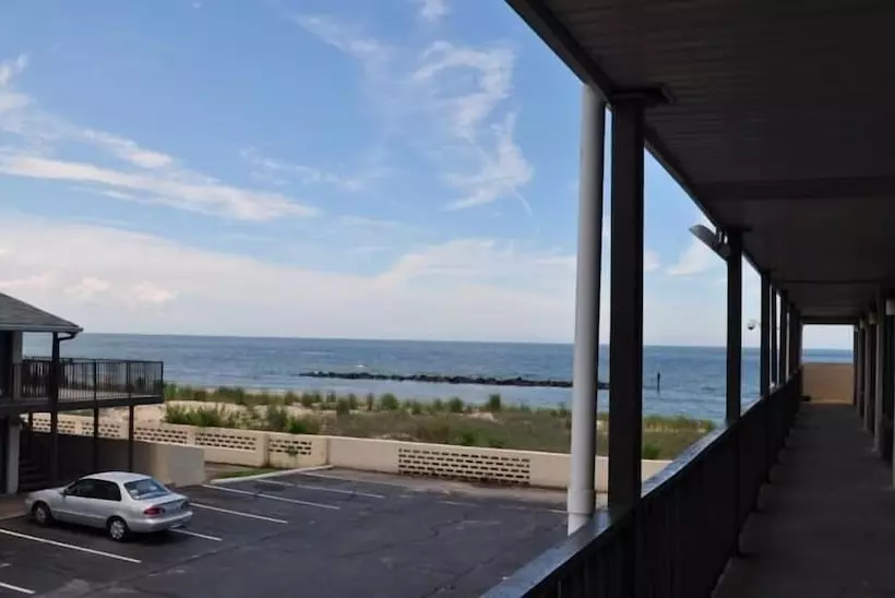 モーテル Ocean View Inn