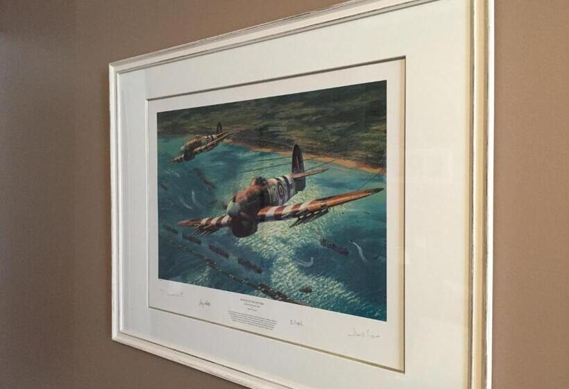 Pensiune Dday Aviators