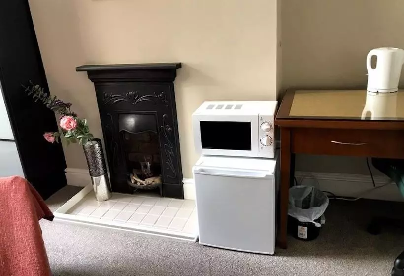 پانسیون Haya Guest House