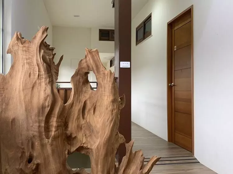 تختخواب و صبحانه Jia's Homestay