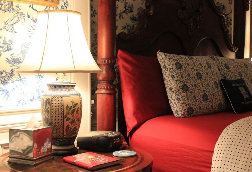 Captain David Kelley House Bed & Breakfast