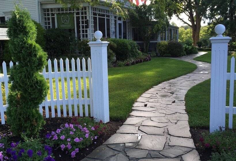 Captain David Kelley House Bed & Breakfast