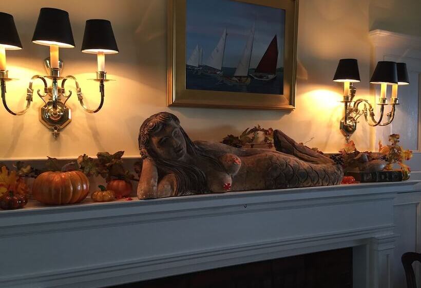 Captain David Kelley House Bed & Breakfast