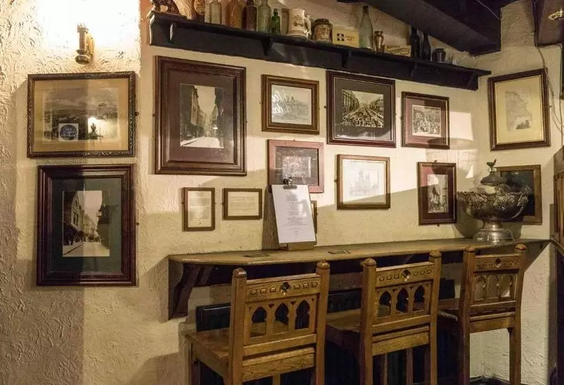 Hostelli Golden Fleece York