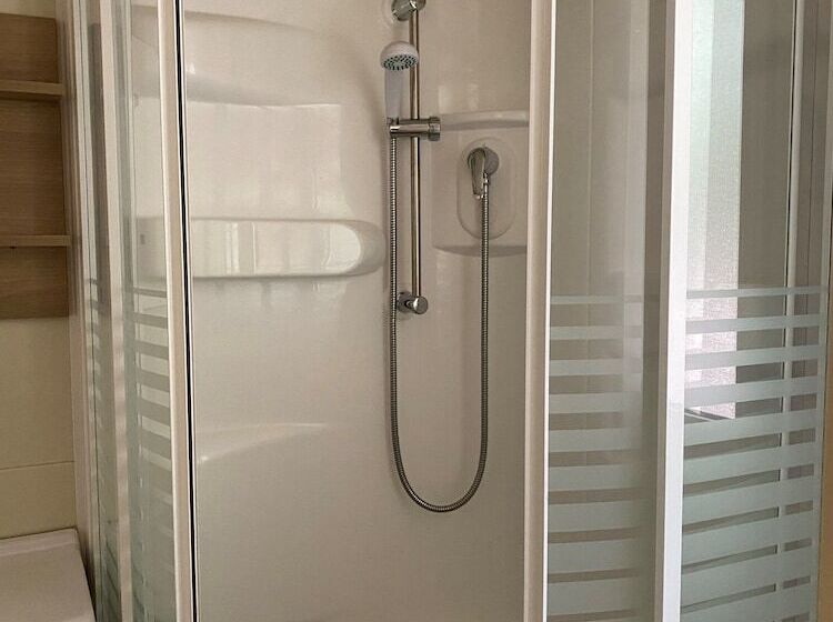 هتل Camping Bella Vista