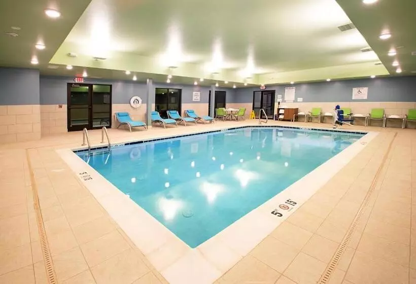 Hotelli Holiday Inn Express & Suites   Wentzville St Louis West, An Ihg