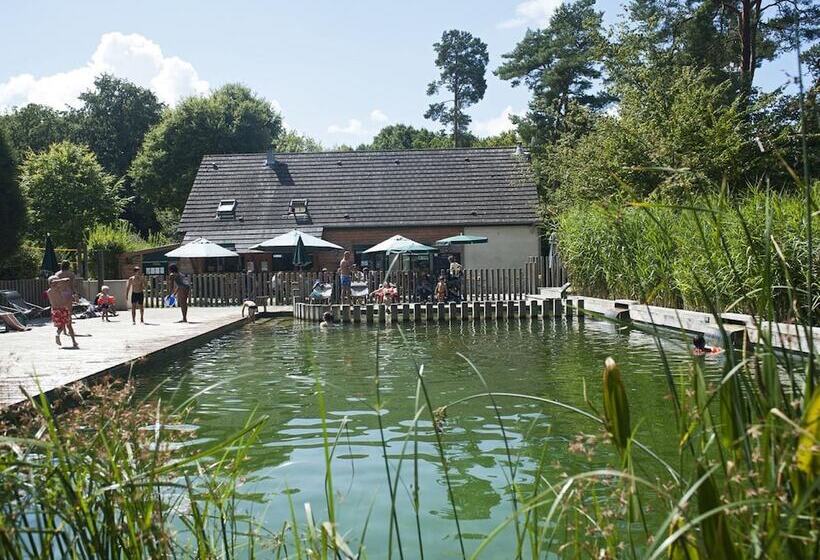 هتل Huttopia Rambouillet