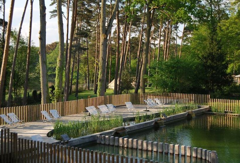 هتل Huttopia Rambouillet