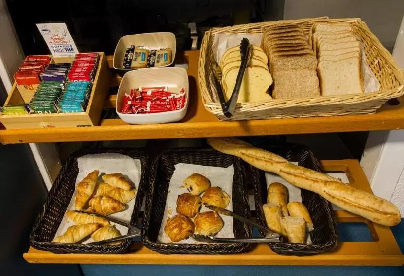 ホテル Ibis Budget Boulognesurmer Centre Les Ports