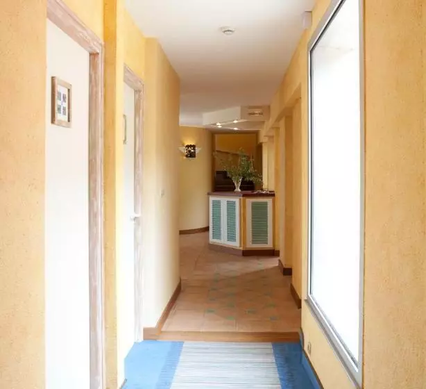 Hotel Le Toeno