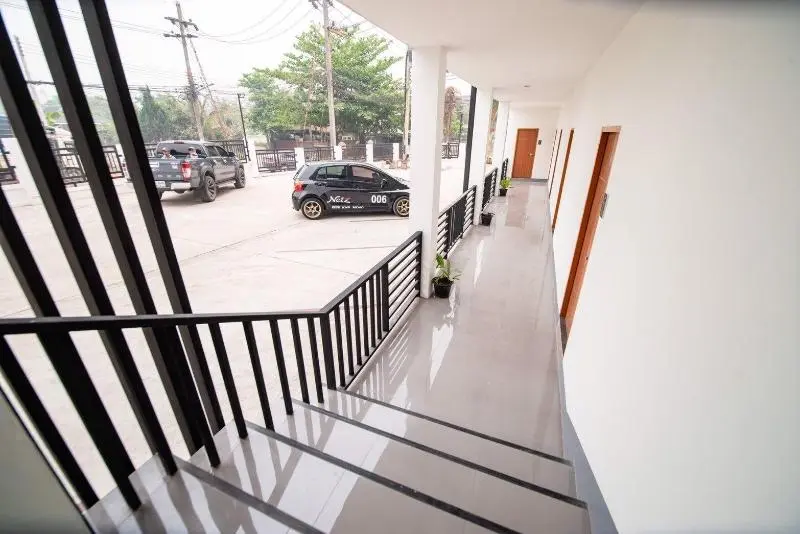 هتل Maneetham Residence