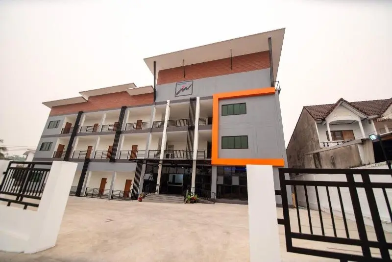هتل Maneetham Residence