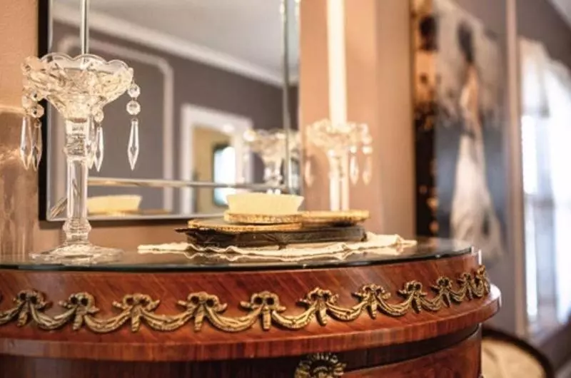 Mathis House, A Victorian Bed & Breakfast And Tea Room At 600 Main