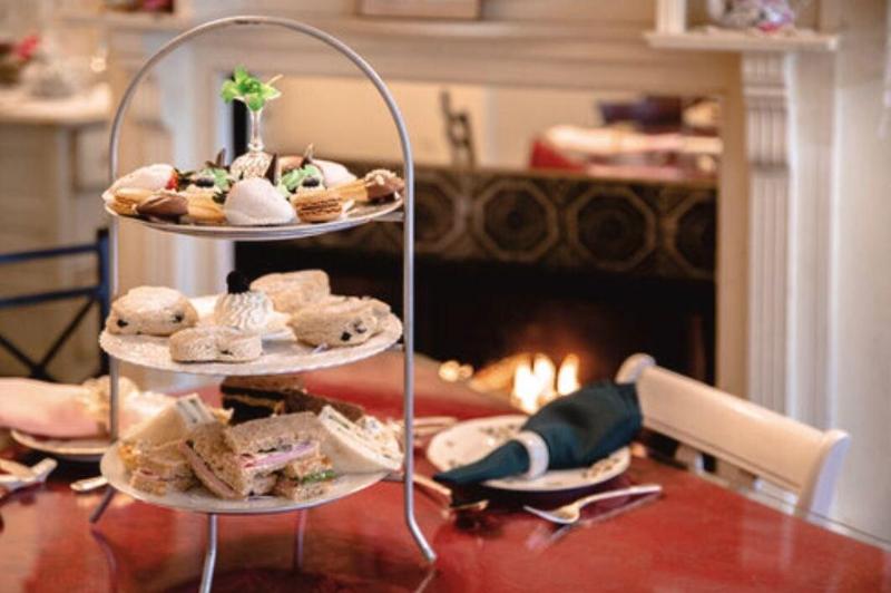 Mathis House, A Victorian Bed & Breakfast And Tea Room At 600 Main